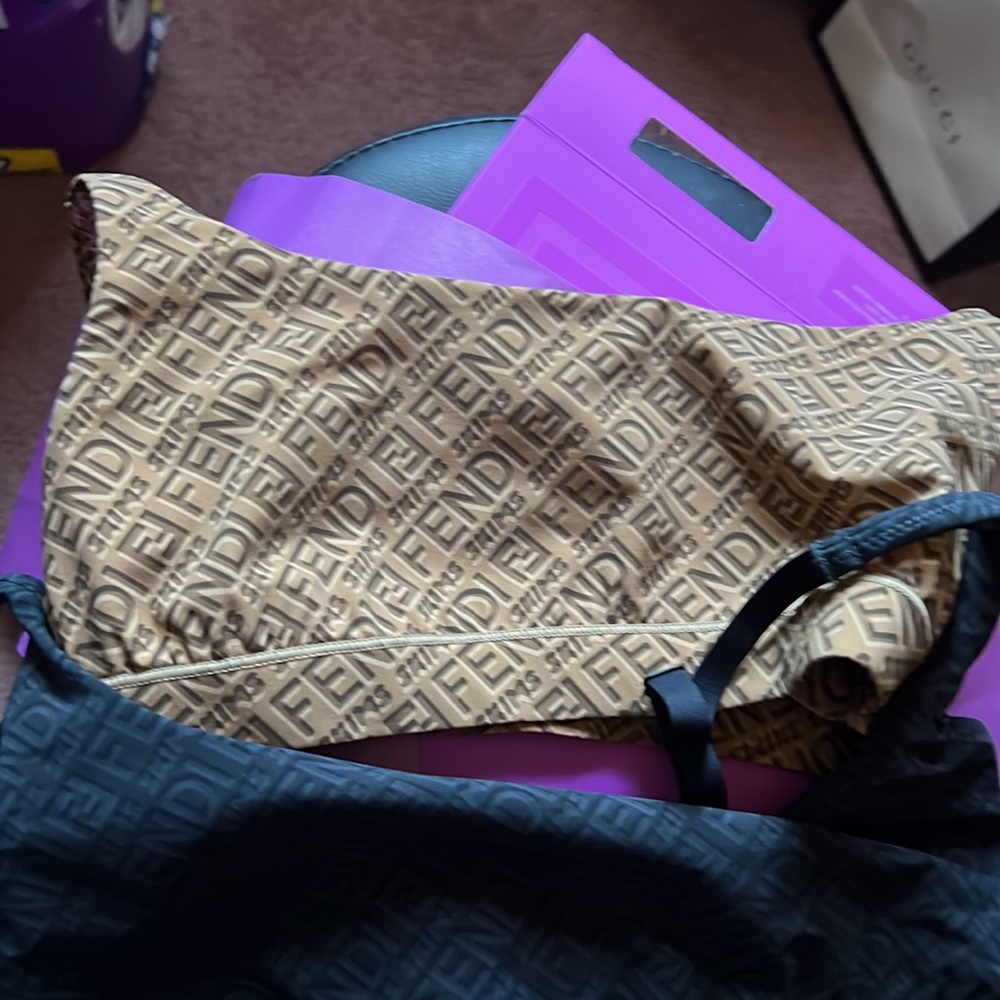 NWT Fendi X Skims Scoop Bra Pack size Small.
